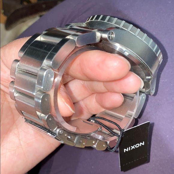 Men’s Nixon Watch - Picture 3 of 5